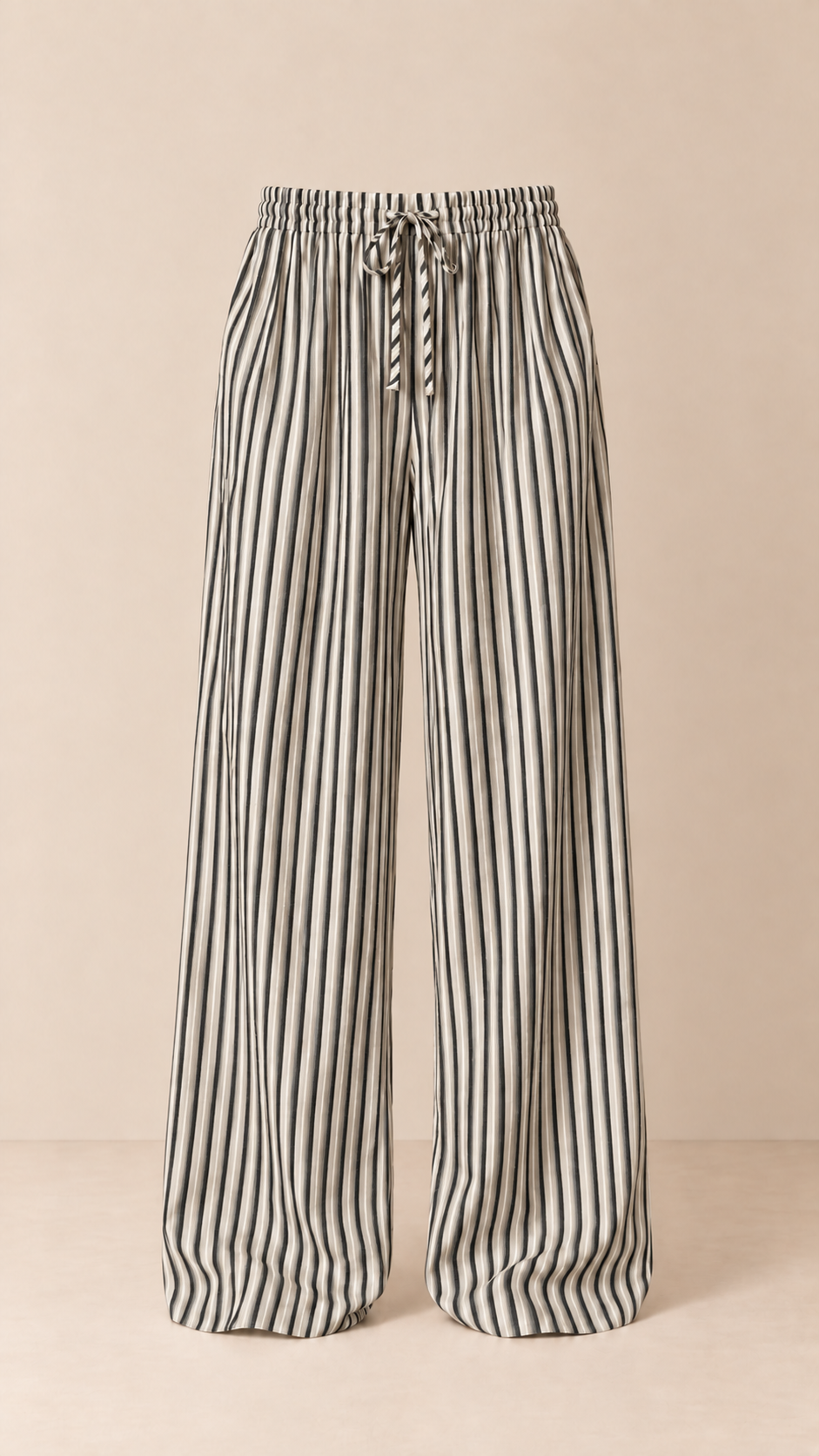 Pantalón Livia de Rayas color Negro, prenda sola